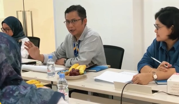 Paparan oleh Diretur Utama PT Jasamarga Jogja Solo terkait persiapan pengoperasian Jalan Tol Solo-Yogyakarta-YIA Kulon Progo segmen Kartasura - Klaten