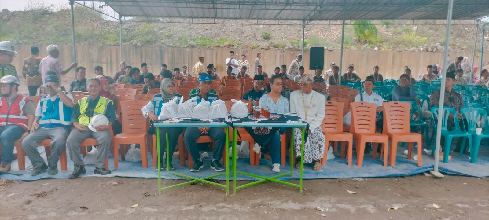 Proses pemindahan makam ini dipimpin langsung oleh Gusti Kanjeng Ratu Mangkubumi (GKR) dalam keterangannya Puteri Keraton melakukan ritual dan berdoa untuk memohon doa restu  agar pemindahan jenazah dapat berjalan dengan lancar, serta proses ini juga untuk menghargai kawasan heritage di  Jogja.